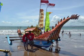 Hajat Laut Pantai Pangandaran 2011