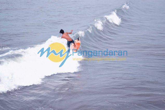 Pantai Bulak Setra Pangandaran Sensasi Baru Para Surfer