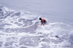 Pantai Bulak Setra Pangandaran Sensasi Baru Para Surfer