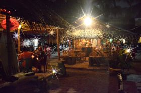 Suasana Malam di Mungil Steak House Pangandaran