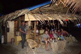 Suasana Malam di Mungil Steak House Pangandaran