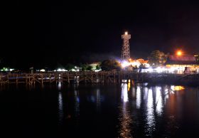 Pantai Timur Pangandaran di Malam Hari