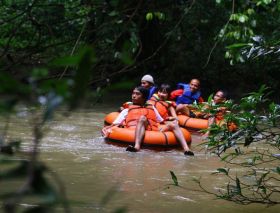 Watertubing Citumang