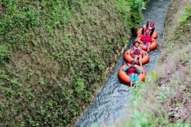 Watertubing Citumang