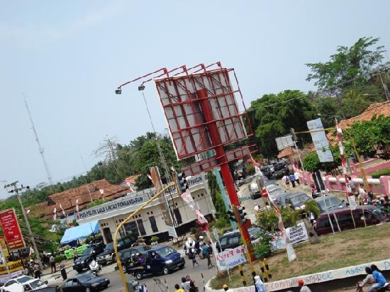 Ramainya Jalan Pangandaran Saat Libur Lebaran