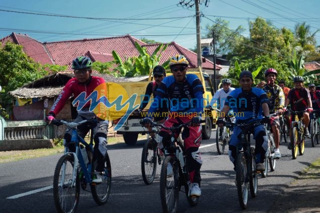 Lebih Sehat Bersama Komunitas Sepeda Pangandaran