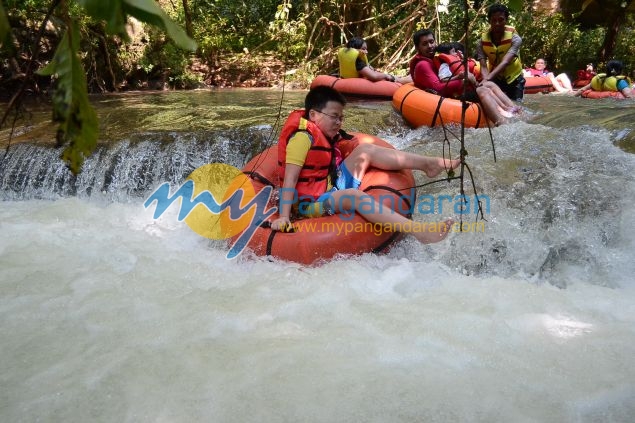 Basah-Basahan Bersama Captiva Chevy Club di Pangandaran