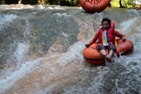 Basah-Basahan Bersama Captiva Chevy Club di Pangandaran