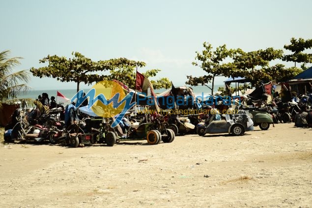 Pangandaran Lautan Scooter 2012