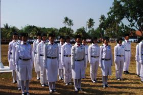 Aksi Pasukan Pengibar Bendera (Paskibra) Peringatan HUT RI di Pangandaran