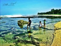 Indahnya Pantai Karapyak