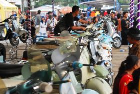 Potret Event 19th Annivesary Vespa Antique Club di Pangandaran