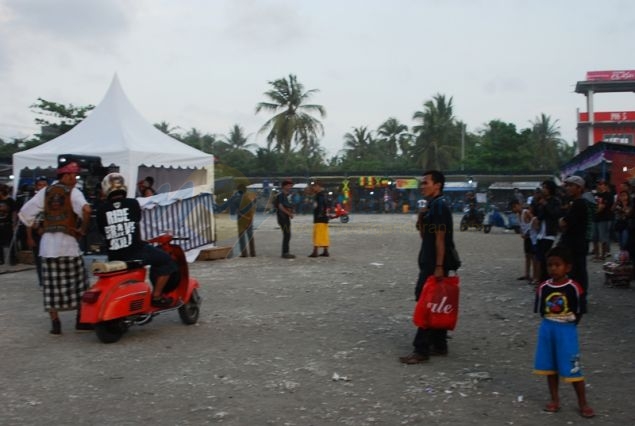 Potret Event 19th Annivesary Vespa Antique Club di Pangandaran