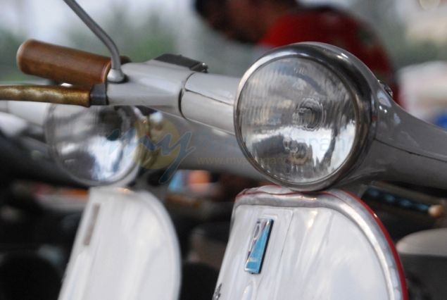 Potret Event 19th Annivesary Vespa Antique Club di Pangandaran