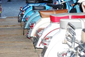 Potret Event 19th Annivesary Vespa Antique Club di Pangandaran