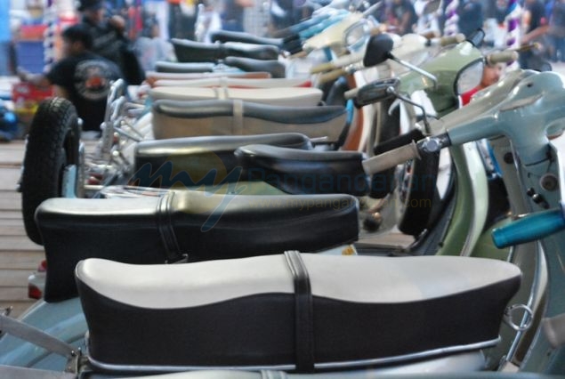 Potret Event 19th Annivesary Vespa Antique Club di Pangandaran