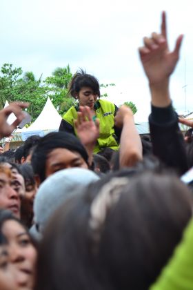 Band Hello, Hijau Daun dan Zaskia Gotik Hibur Warga Pangandaran