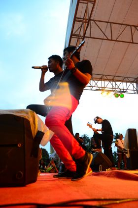 Band Hello, Hijau Daun dan Zaskia Gotik Hibur Warga Pangandaran