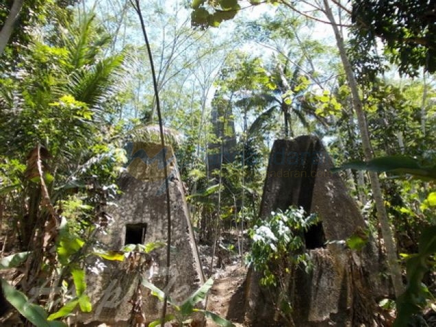 Menelusuri Jalur Kereta Banjar - Pangandaran - Cijulang Yang Telah Mati 