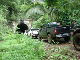 Terowongan Wilhelmina - Menelusuri Jalur Kereta Banjar - Pangandaran - Cijulang Yang Telah Mati 