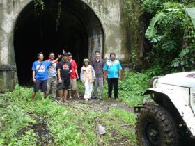 Terowongan Wilhelmina - Menelusuri Jalur Kereta Banjar - Pangandaran - Cijulang Yang Telah Mati 