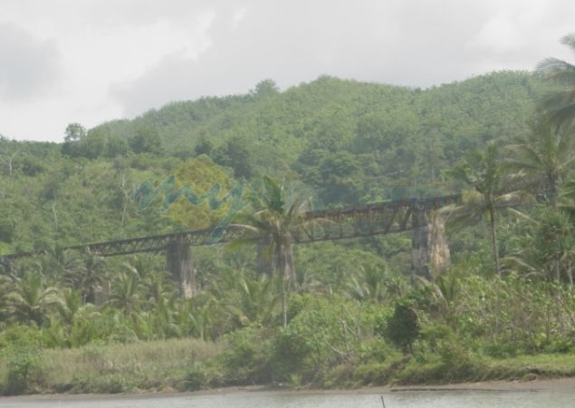 Salah Satu Jembatan di Putrapinggan - Menelusuri Jalur Kereta Banjar - Pangandaran - Cijulang Yang Telah Mati 