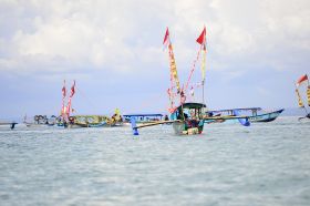 Rangkaian Syukuran Nelayan Pangandaran 2012