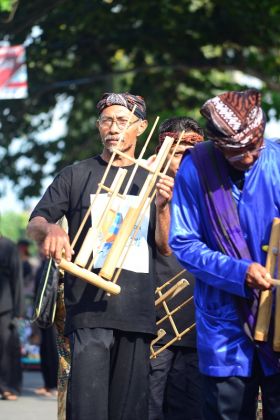 Dokumentasi Syukuran Nelayan Perahu Pesiar