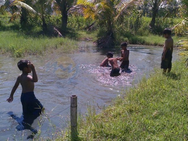 Melihat Potret Anak-Anak Pangandaran Bermain Saat ini