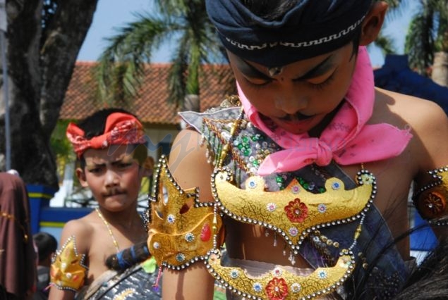 Barongan Alias Ebeg, Seni Tradisional Yang Nyaris Lenyap di Pangandaran