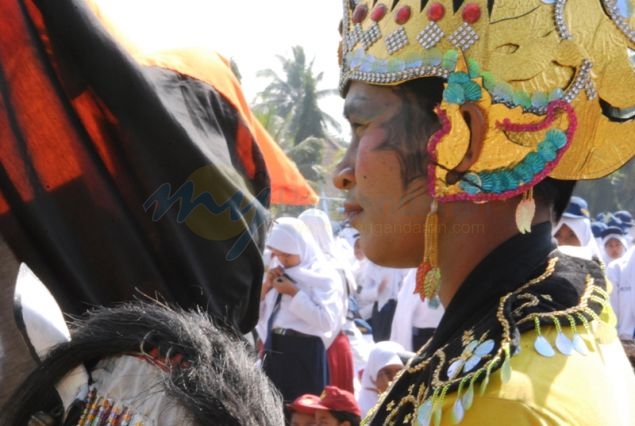 Barongan Alias Ebeg, Seni Tradisional Yang Nyaris Lenyap di Pangandaran