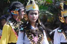 Barongan Alias Ebeg, Seni Tradisional Yang Nyaris Lenyap di Pangandaran