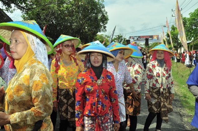 Karnaval dan Gelaran Budaya Meriahkan HUT ke 1 Kabupaten Pangandaran