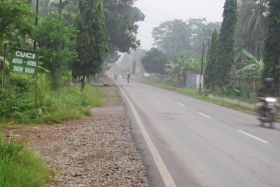 Inilah Potret Hujan Abu Gunung Kelud yang Sampai Pangandaran