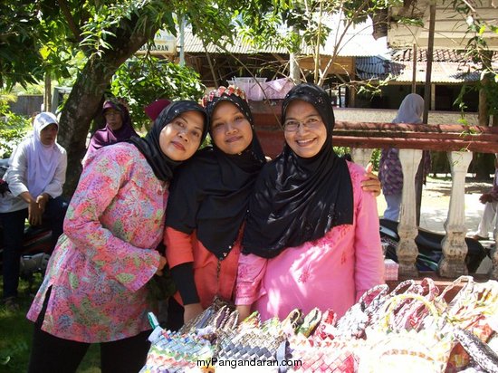 Campernik, Kreatifitas Ibu-ibu Pangandaran