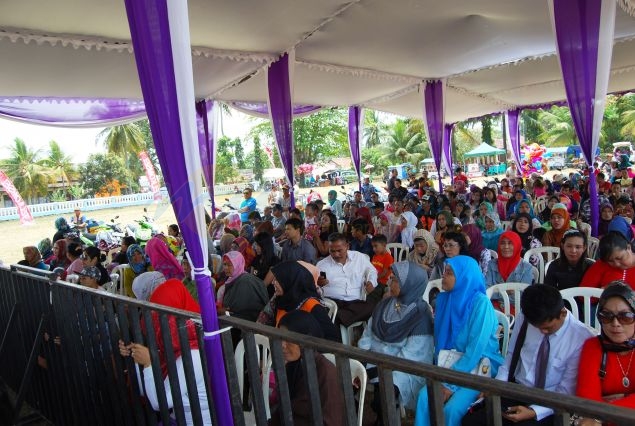 Penonton Grand Final Danggut Pangandaran 2014
