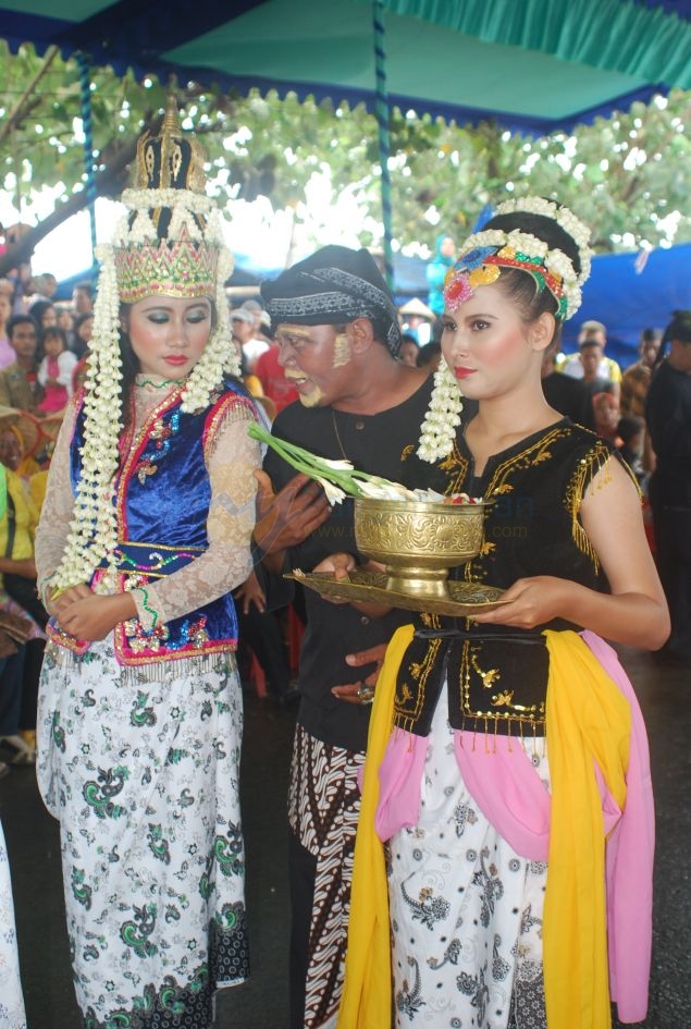 Dokumentasi Hajat Laut Pantai Barat Pangandaran