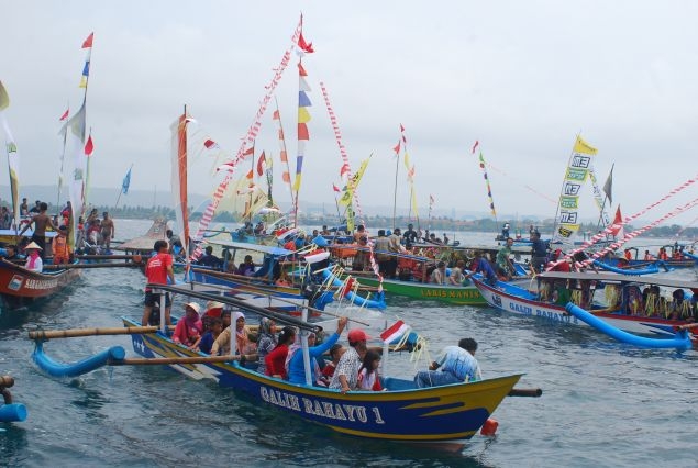 Dokumentasi Hajat Laut Pantai Barat Pangandaran