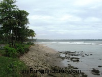 Indahnya Pantai Karapyak Yang Perawan