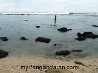 Indahnya Pantai Karapyak Yang Perawan