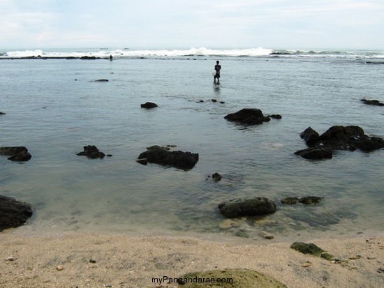 Indahnya Pantai Karapyak Yang Perawan