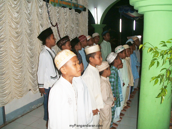 Tradisi Muludan di Kecamatan Parigi