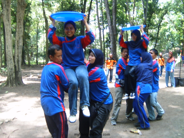 Serunya Outbound Di Cagar Alam Pangandaran