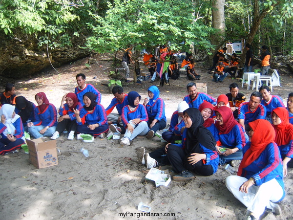 Serunya Outbound Di Cagar Alam Pangandaran