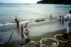 Nelayan Pantai Timur Pangandaran Tahun 1996