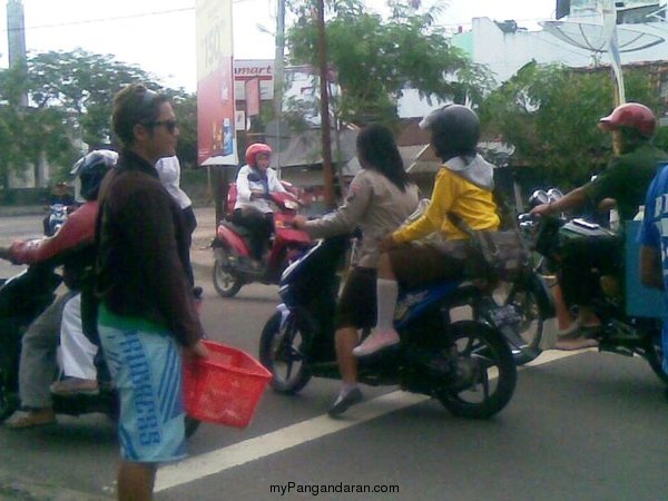 Viking Pangandaran Galang Bantuan Bencana Merapi