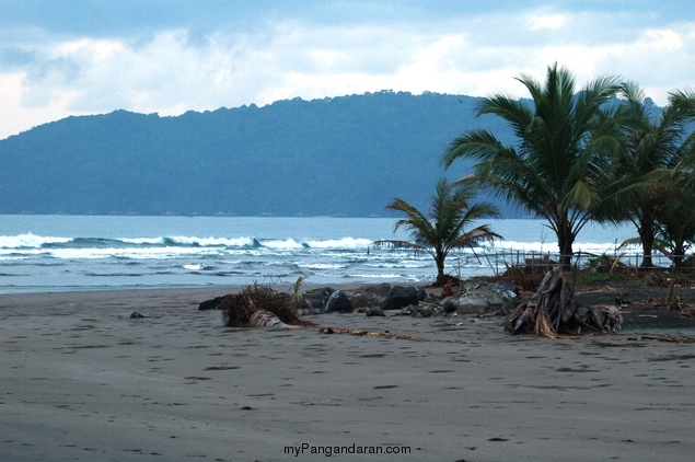 Pesona Pantai Bulak Setra Pangandaran