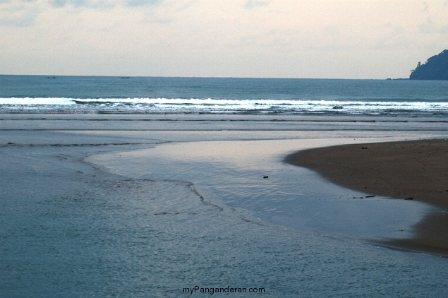 Pesona Pantai Bulak Setra Pangandaran