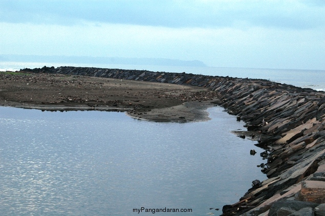 Pesona Pantai Bulak Setra Pangandaran