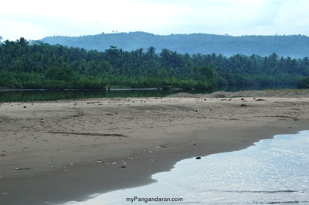 Pesona Pantai Bulak Setra Pangandaran